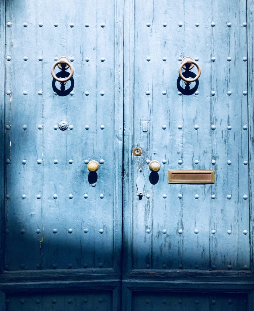 blue door in Spain